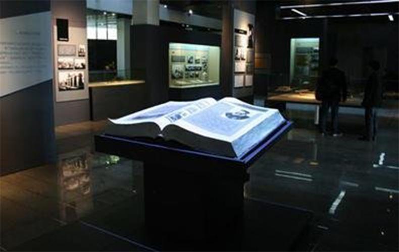 虛擬翻書技術